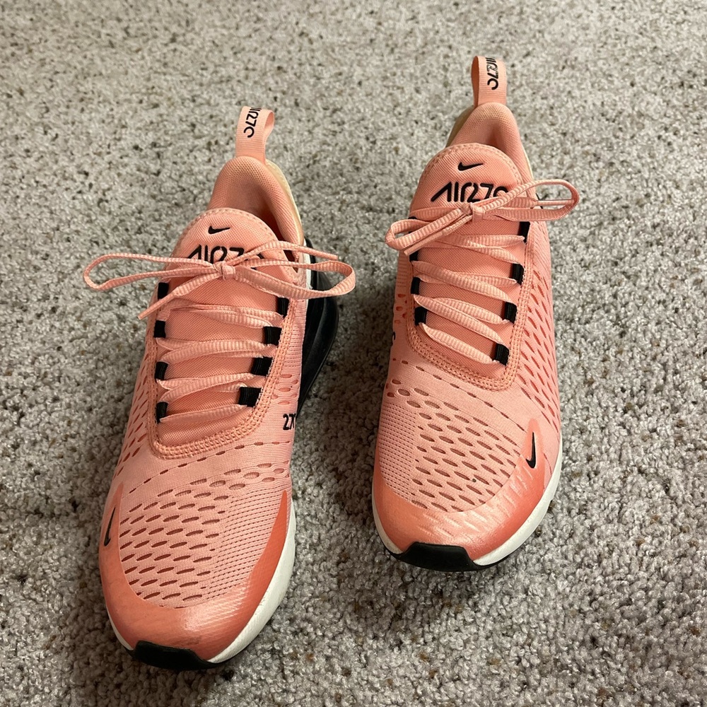 Nike AIRMAX 270